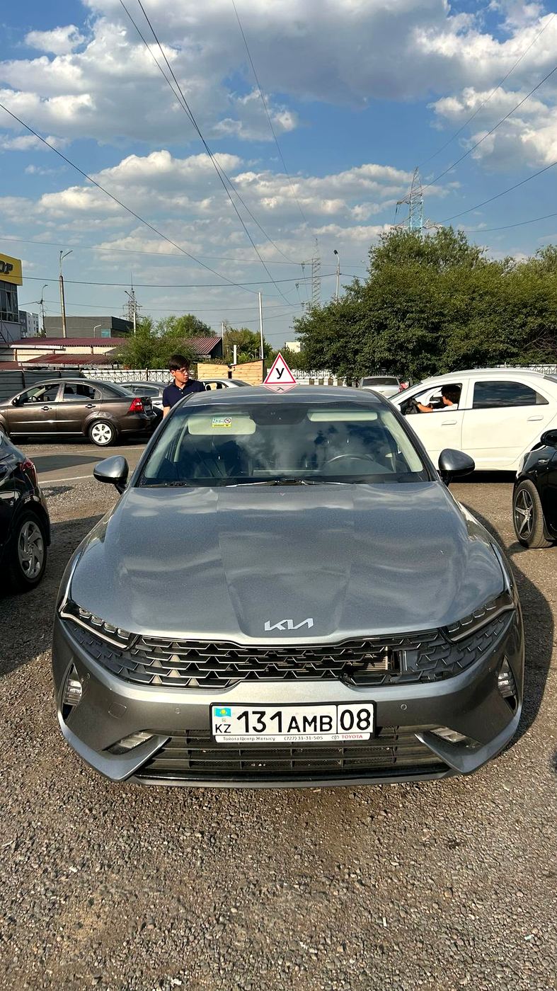 Учебный автомобиль Kia